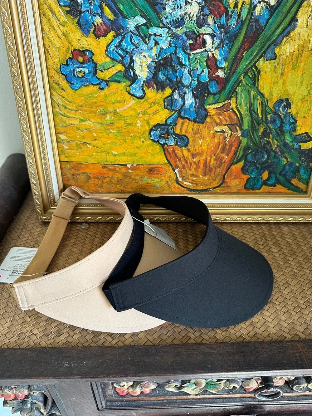 Lululemon Sun Visor Pack — Nude and Black - Picture 2 of 5